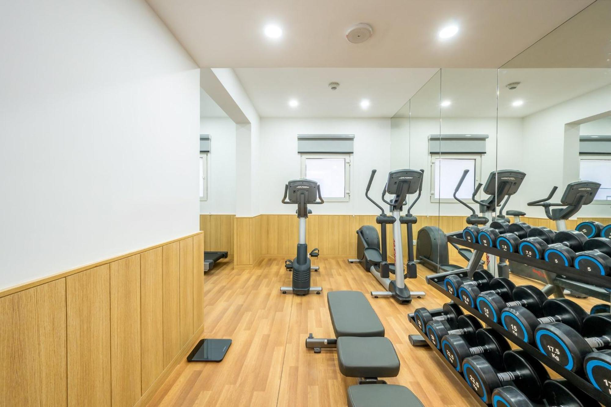 Holiday Inn Express Greater Noida Knowledge Park By Ihg Exterior foto